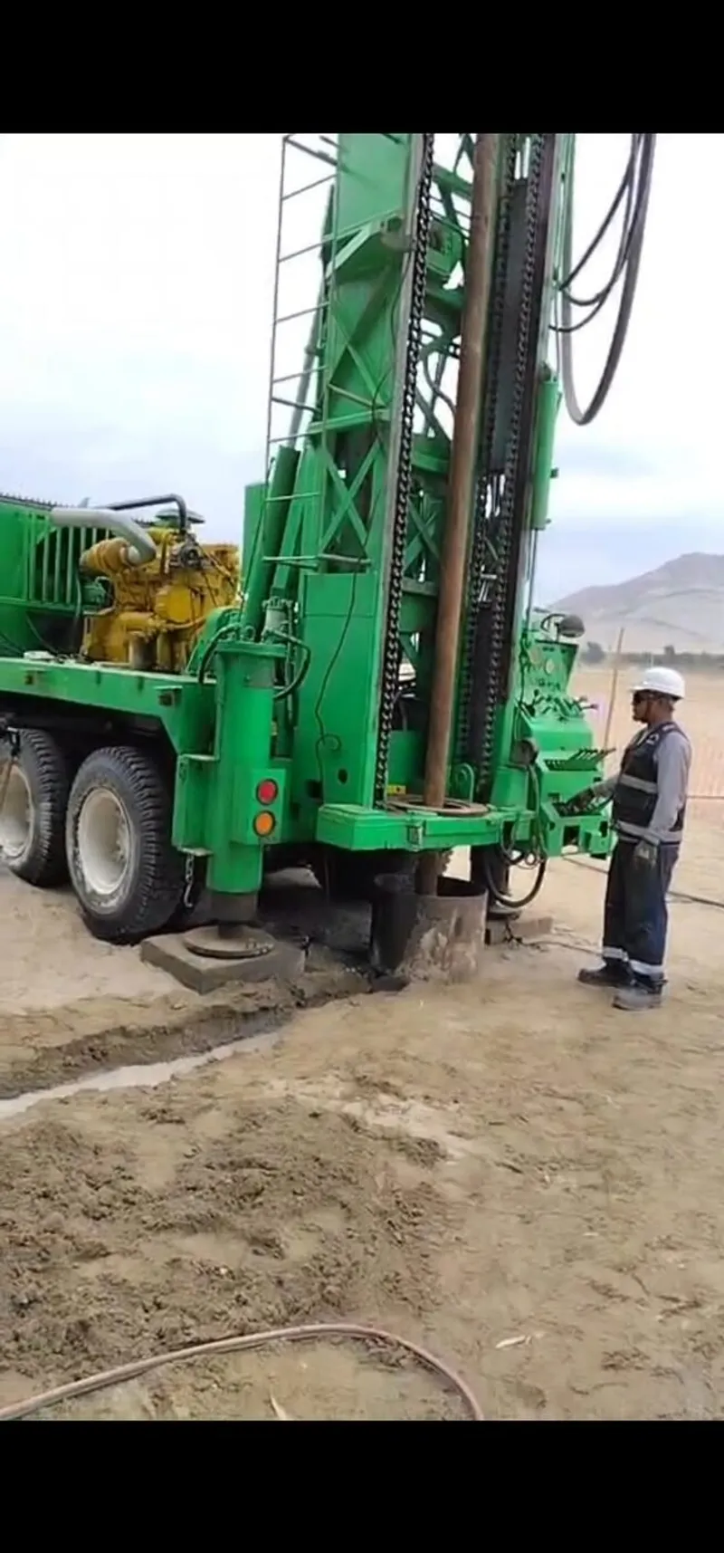 Equipo rotatorio en operación — Costa norte del Perú
