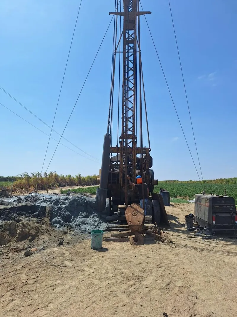 Perforación en fundo agrícola — Costa norte del Perú